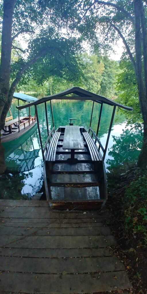 Japodski Otoci junto al río Una, Bosnia y Herzegovina